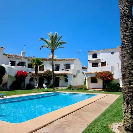 Oasis Parc 45 Denia